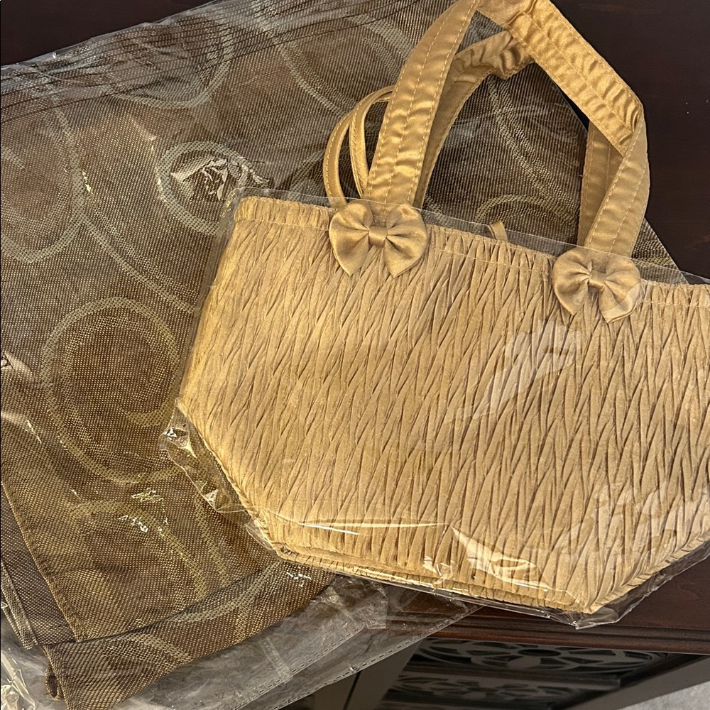 Elegant Tan Women's Handbag